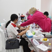 Vaksinasi Massal Covid-19 untuk Pelajar